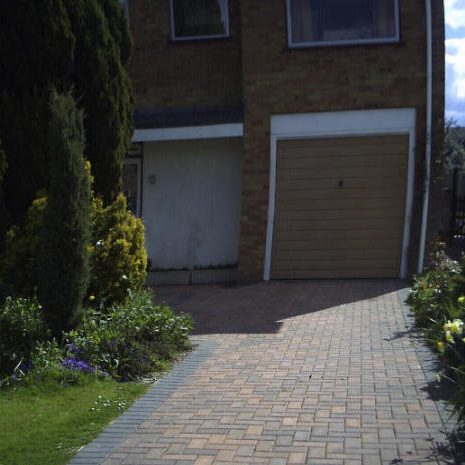Stratford-sub-Castle block paved driveway installation