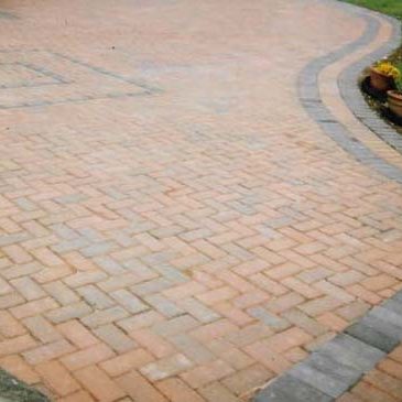 Brindle & charcoal block paving
